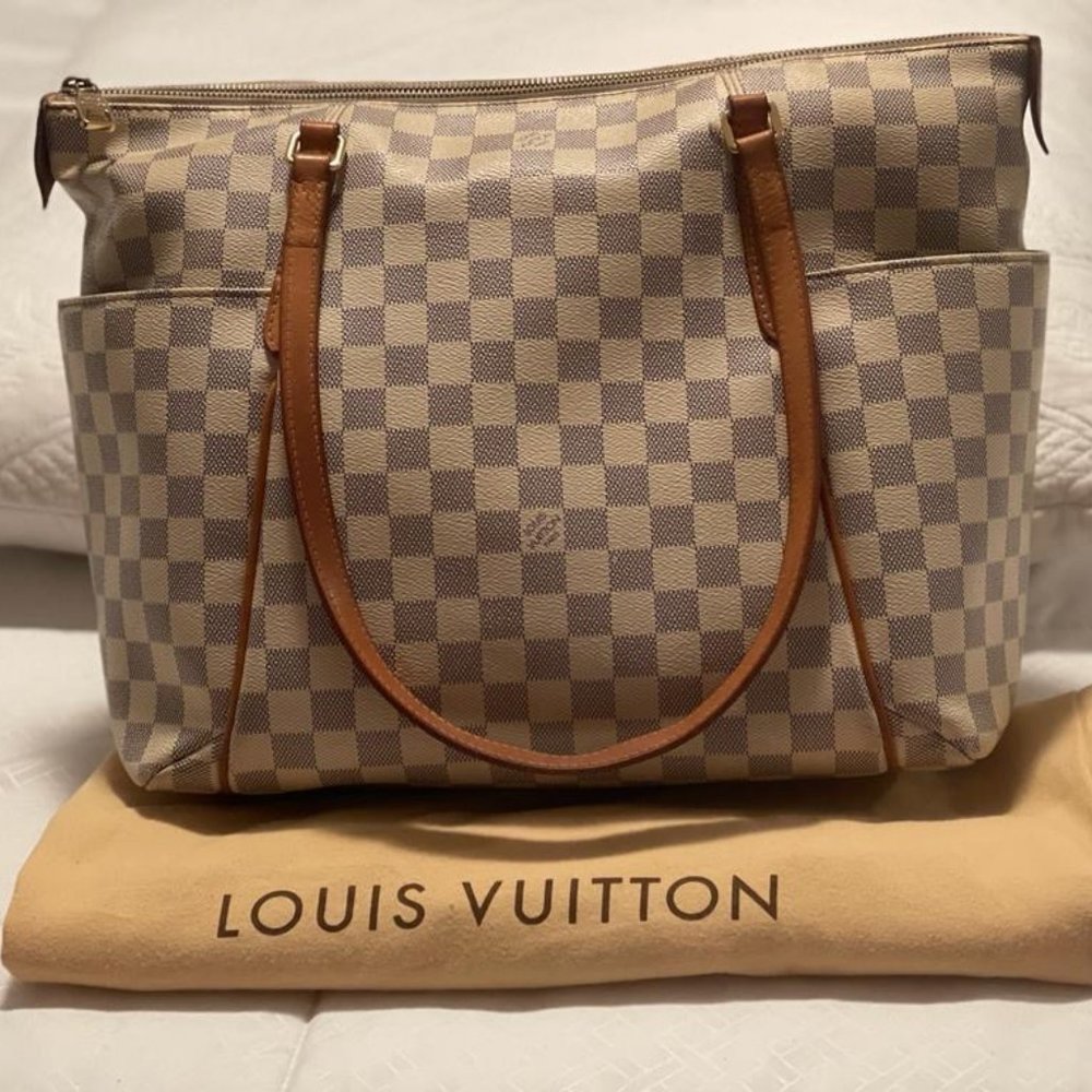 Louis Vuitton Damier Azur MM 14" x 6.5" x 12"
